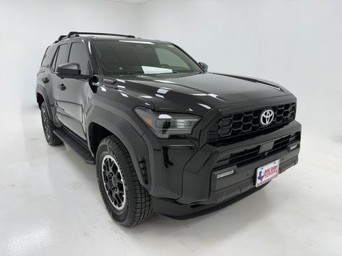Used 2025 Toyota 4Runner TRD Off-Road Premium image 2