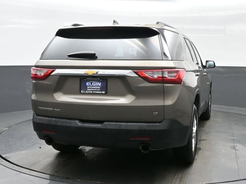Used 2020 Chevrolet Traverse LT image 5