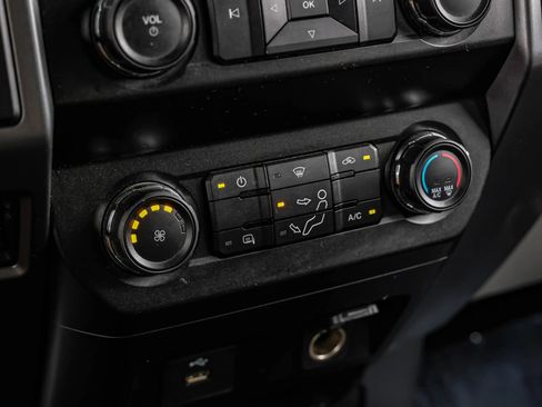 Used 2019 Ford F250 XLT AWD/4WD image 31