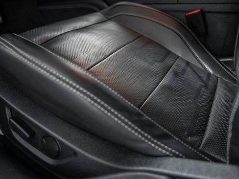 Used 2022 Ford Mustang GT Premium w/ Equipment Group 401A image 34