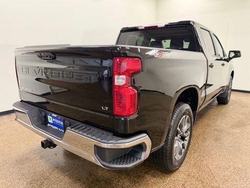 Used 2024 Chevrolet Silverado 1500 LT image 6