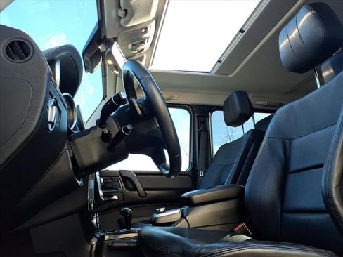 Used 2017 Mercedes-Benz G 550 image 27