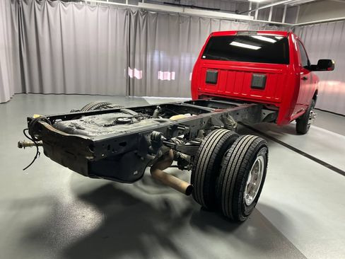 Used 2022 RAM 3500 SLT w/ Quick Order Package 27G SLT RWD image 7