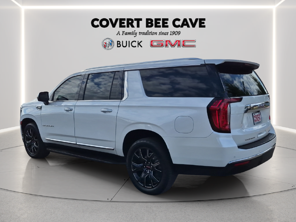 Used 2023 GMC Yukon XL SLT w/ SLT Luxury Package AWD/4WD image 5