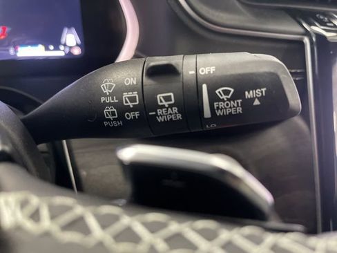 Used 2023 Jeep Grand Cherokee Limited w/ Trailer Tow Prep Group (B) image 44