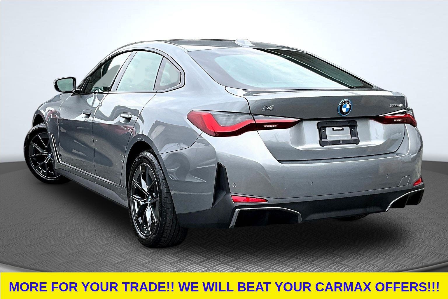 Used 2023 BMW i4 eDrive40 w/ Premium Package RWD image 4