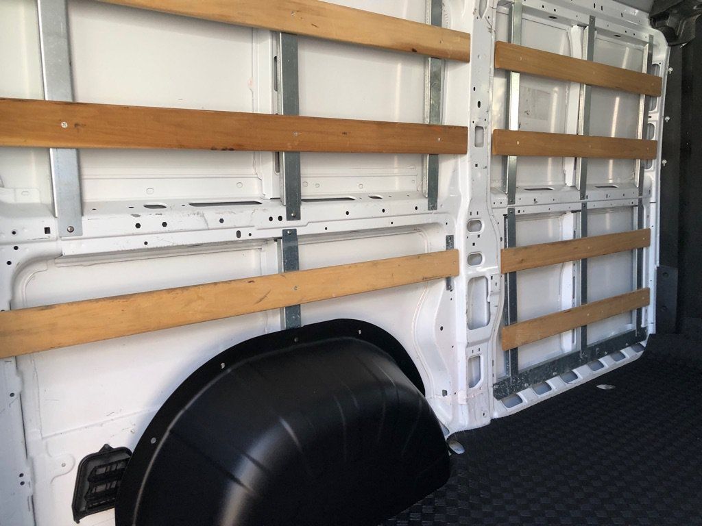 Used 2025 RAM ProMaster 2500 w/ U-Haul Equipment Group FWD image 22