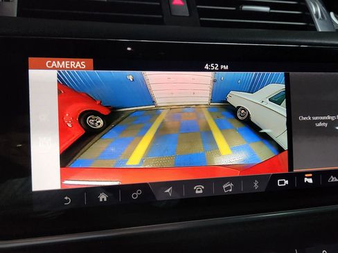 Used 2021 Land Rover Range Rover Sport HST image 38