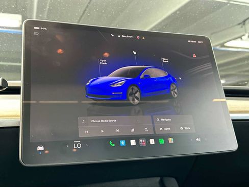 Used 2022 Tesla Model 3 RWD image 16