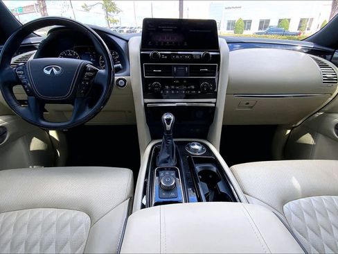Used 2024 INFINITI QX80 Sensory w/ Cargo Package image 15