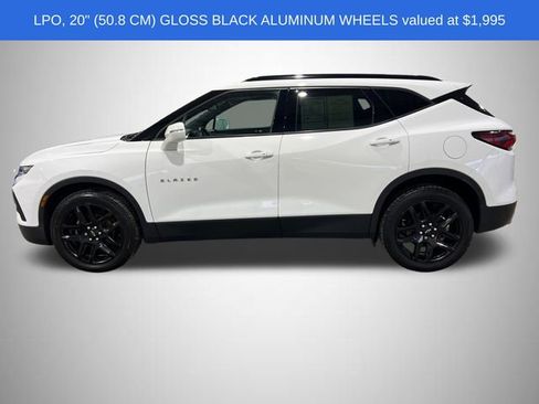 Used 2020 Chevrolet Blazer LT image 2