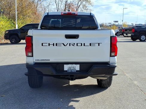 Used 2024 Chevrolet Colorado Z71 w/ Z71 Convenience Package 2 image 29