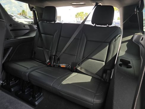 Certified 2025 Chevrolet Tahoe Z71 AWD/4WD image 17
