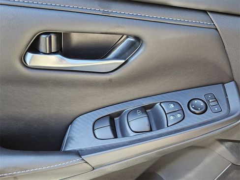 New 2025 Nissan Sentra SV w/ All-Weather Package image 29