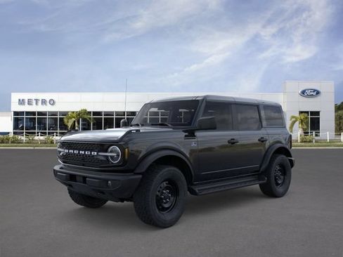 New 2026 Ford Bronco Outer Banks AWD/4WD image 1