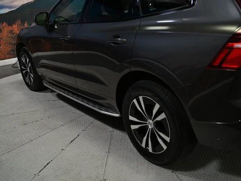 Used 2024 Volvo XC60 B5 Core AWD/4WD image 7