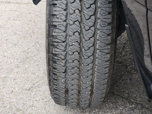 Used 2024 RAM 2500 Laramie w/ Safety Group AWD/4WD image 11