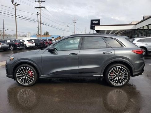 New 2026 Audi SQ5 Premium Plus image 7