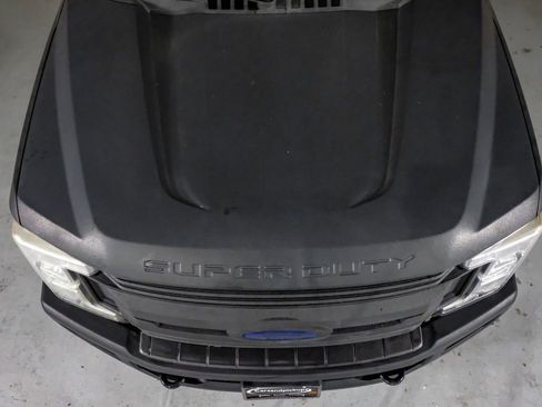 Used 2017 Ford F250 XLT w/ XLT Value Package image 36