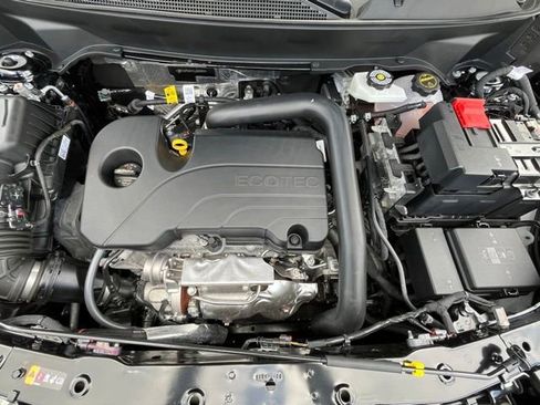 Used 2026 Chevrolet Equinox LT AWD/4WD image 31