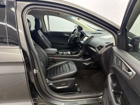 Used 2020 Ford Edge SEL w/ Convenience Package FWD image 14