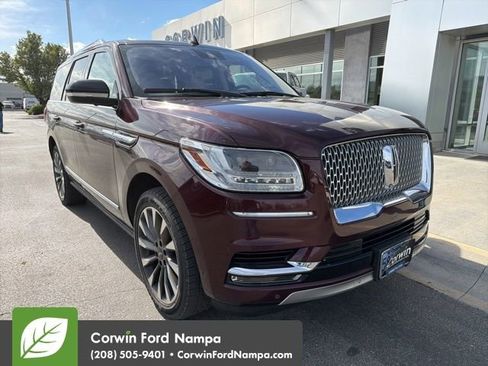 Used 2020 Lincoln Navigator Reserve w/ Luxury Package AWD/4WD image 2