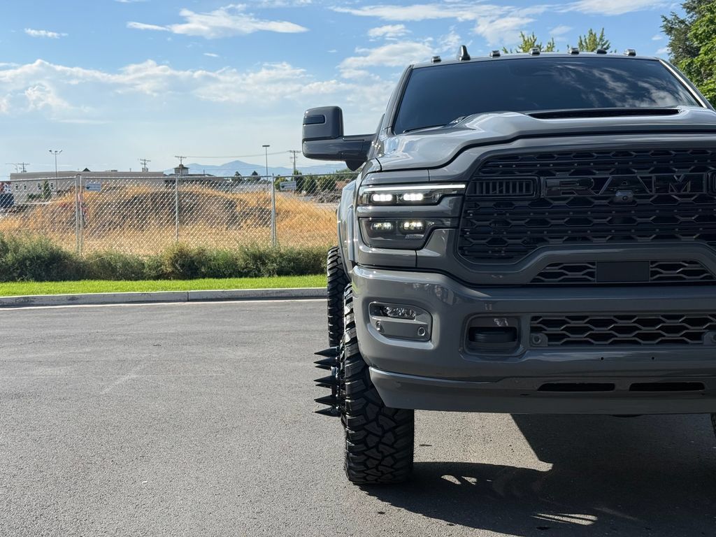 Used 2026 RAM 3500 Limited AWD/4WD image 4
