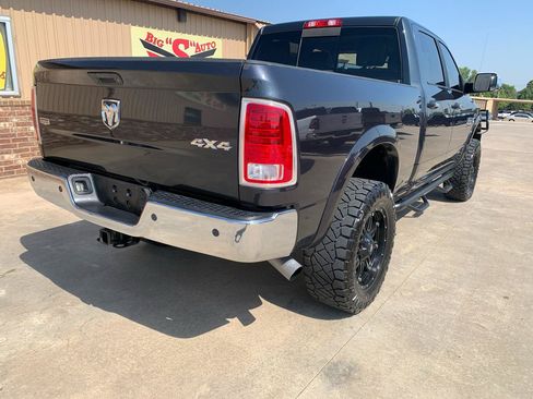 Used 2013 RAM 2500 Laramie w/ Convenience Group AWD/4WD image 2