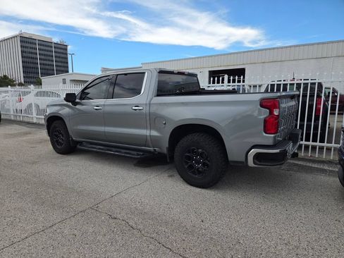 Used 2024 Chevrolet Silverado 1500 LTZ RWD image 7