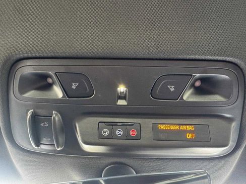 Used 2022 Chevrolet Camaro SS RWD image 36