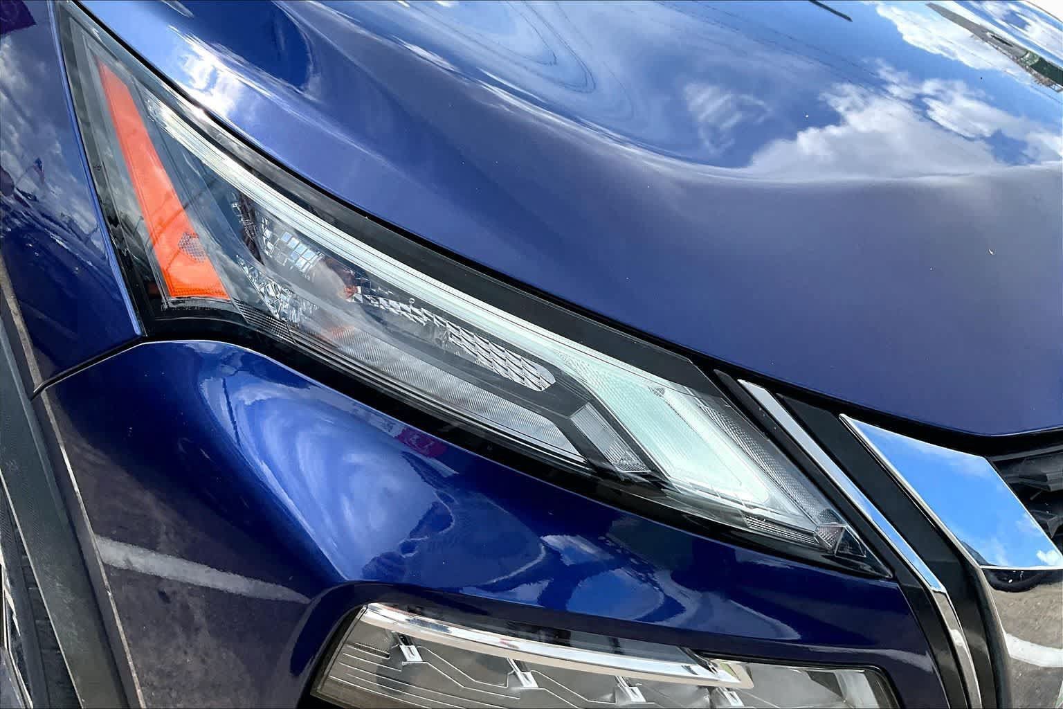 Used 2023 Nissan Rogue SV FWD image 50