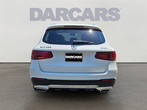 Used 2020 Mercedes-Benz GLC 300 4MATIC image 5