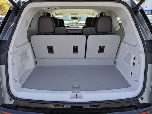 Used 2025 GMC Acadia Denali FWD image 13
