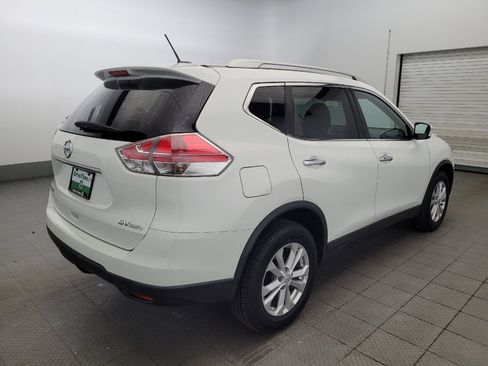 Used 2016 Nissan Rogue SV AWD/4WD image 9
