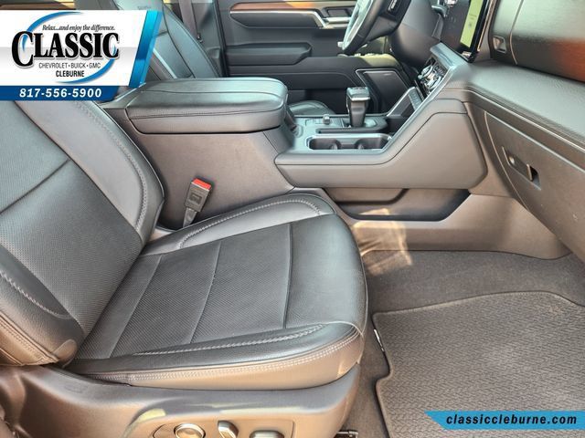 Used 2024 GMC Sierra 1500 Denali w/ Denali Reserve Package AWD/4WD image 15