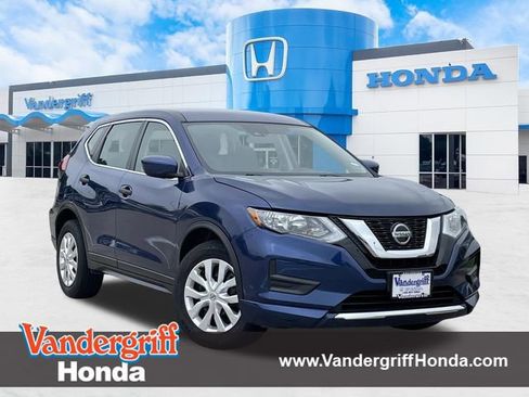Used 2020 Nissan Rogue S FWD image 1