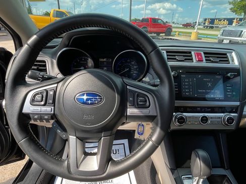 Used 2017 Subaru Legacy 2.5i Premium image 19