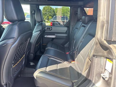 Used 2022 Ford Bronco Badlands AWD/4WD image 17