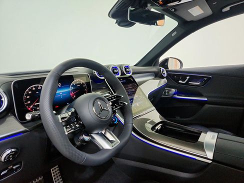 New 2026 Mercedes-Benz GLC 43 AMG 4MATIC image 6