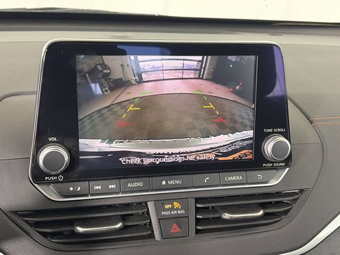 Certified 2022 Nissan Altima 2.5 SR w/ Midnight Edition Package image 21