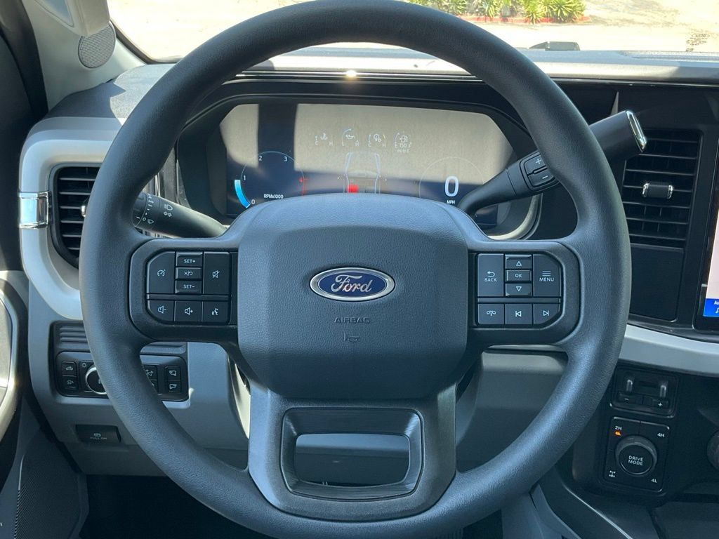 New 2026 Ford F250 XLT w/ XLT Premium Package AWD/4WD image 53