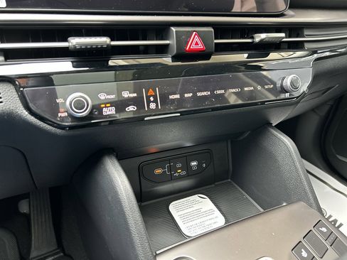 New 2026 Kia Sportage EX image 22