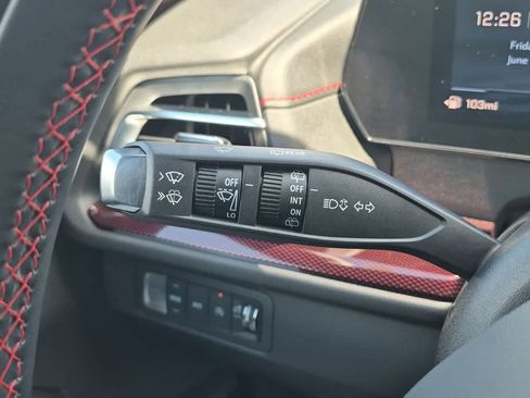 Used 2024 Chevrolet Traverse RS AWD/4WD image 27
