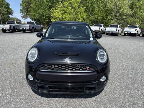 Used 2019 MINI Cooper S FWD image 2