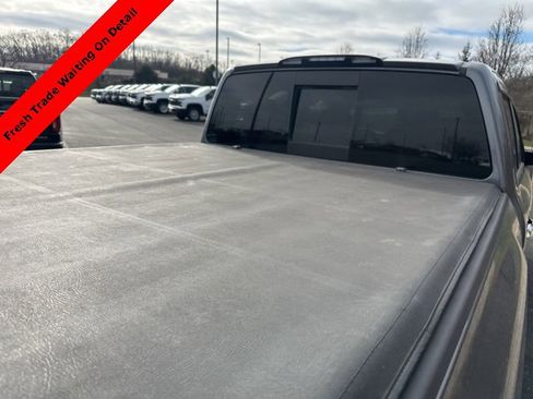 Used 2021 Nissan Titan SV w/ Accessory Utility Package image 6