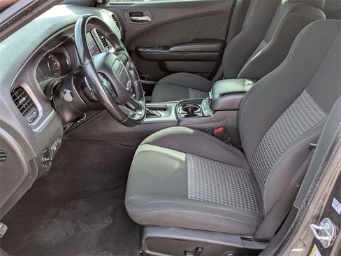 Used 2022 Dodge Charger R/T w/ Blacktop Package image 13