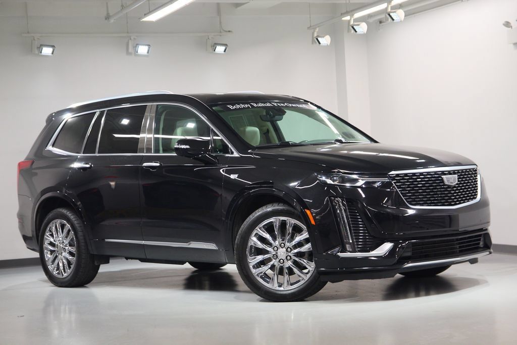 Used 2022 Cadillac XT6 Premium Luxury w/ Technology Package AWD/4WD image 7