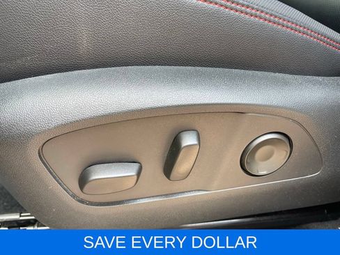 Used 2026 Chevrolet Traverse RS w/ LPO, Floor Liner Package FWD image 22