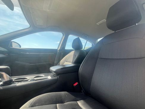 Used 2021 Nissan Altima 2.5 SV FWD image 25