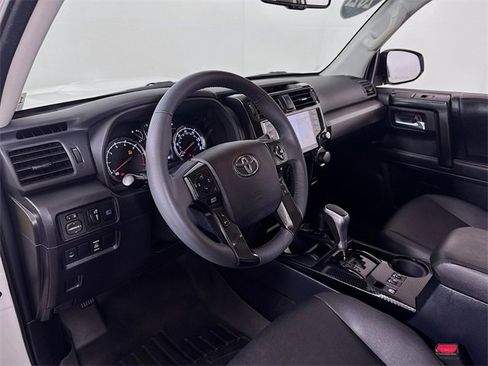 Used 2021 Toyota 4Runner TRD Off-Road Premium image 7